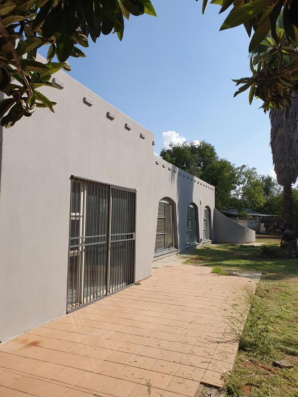 To Let 3 Bedroom Property for Rent in Ladybrand Free State